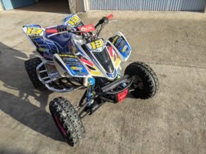ADHESIVOS Y PEGATINAS DE VINILO PARA SUZUKI LTZ 400 Rt011-03