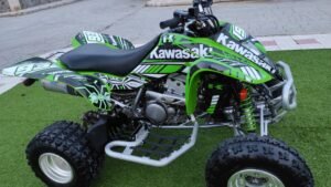 ADHESIVOS Y PEGATINAS DE VINILO PARA SUZUKI LTZ 400 Rt007-02