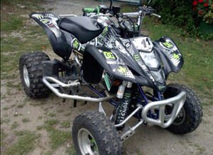 ADHESIVOS Y PEGATINAS DE VINILO PARA SUZUKI LTZ 400 Rt008-06