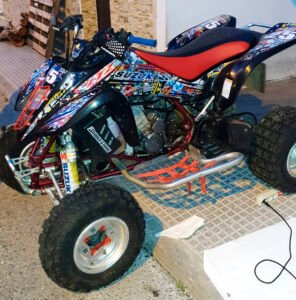 ADHESIVOS Y PEGATINAS DE VINILO PARA SUZUKI LTZ 400 Rt014-02