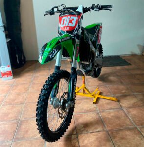 ADHESIVOS Y PEGATINAS DE VINILO KAWASAKI ENDURO Y CROSS Rt001-10