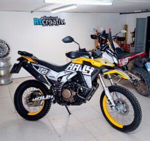 VOGE 300 RALLY