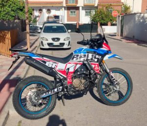 VOGE 300 RALLY